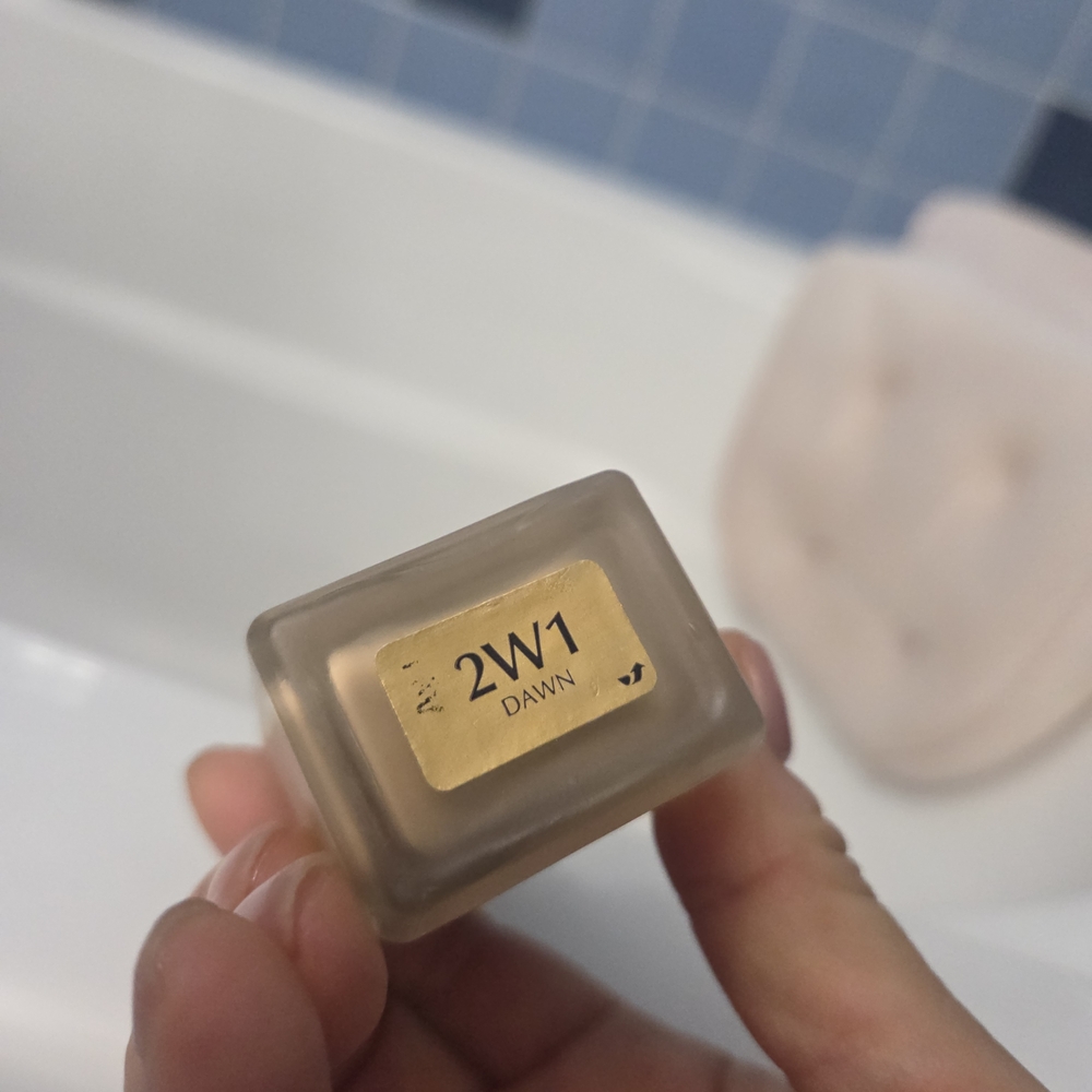 Estee Lauder Double Wear Stay-in-Place Makeup - Cream - Picture 5 of 5